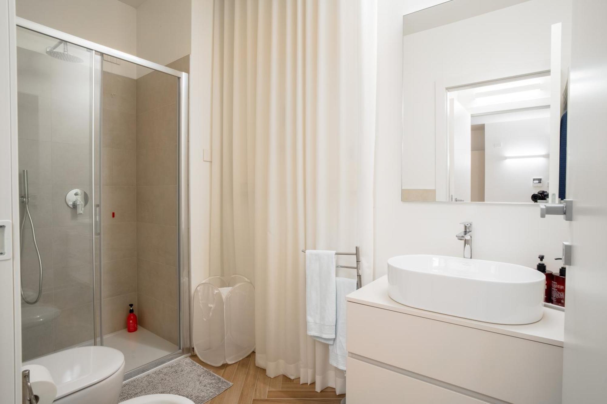 Iseo Lake - Free Wi-Fi And Private Parking Included Esterno foto