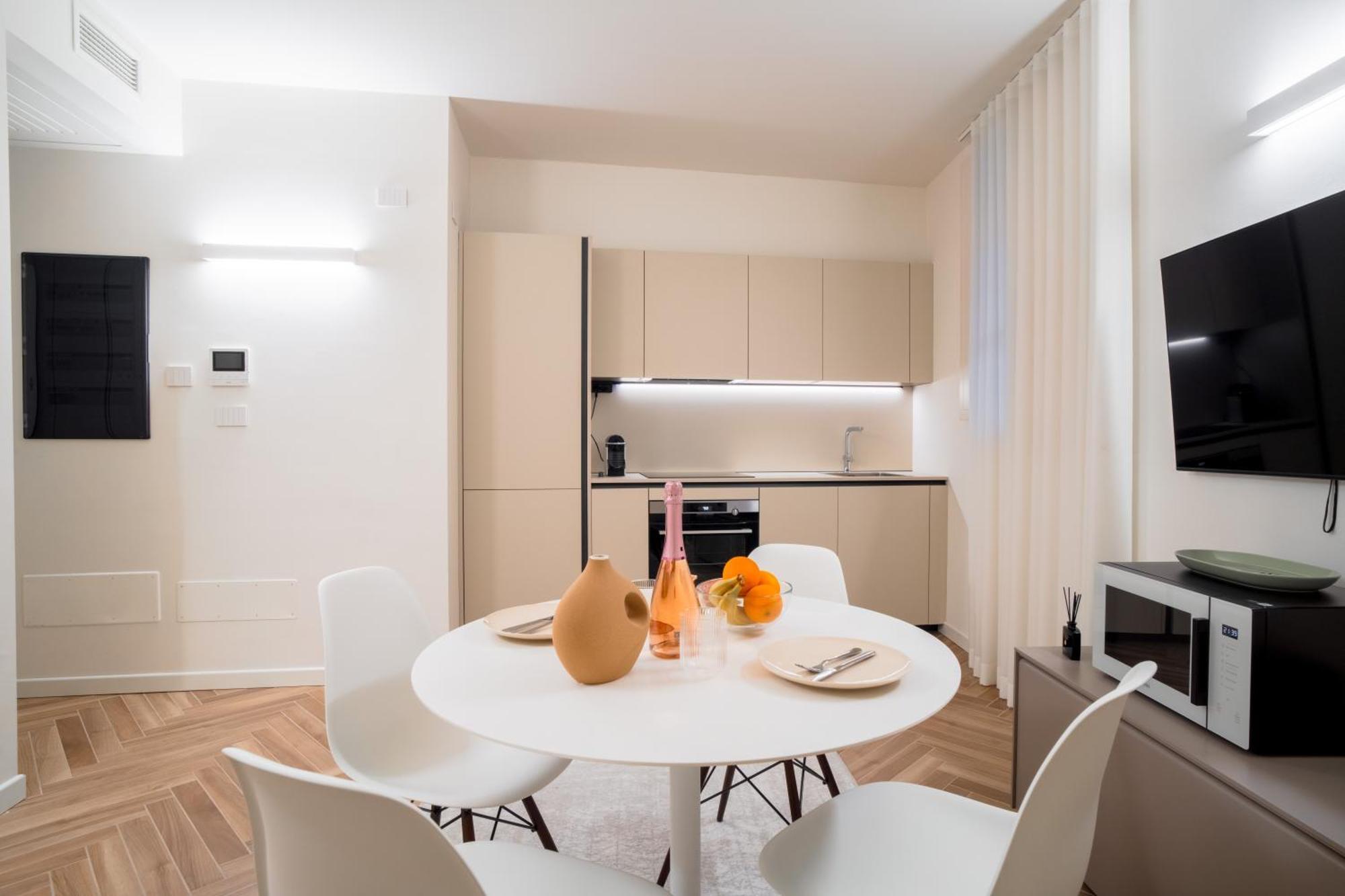 Iseo Lake - Free Wi-Fi And Private Parking Included Esterno foto